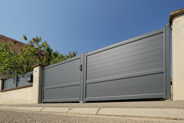 portail coulissant FMS à lames horizontales